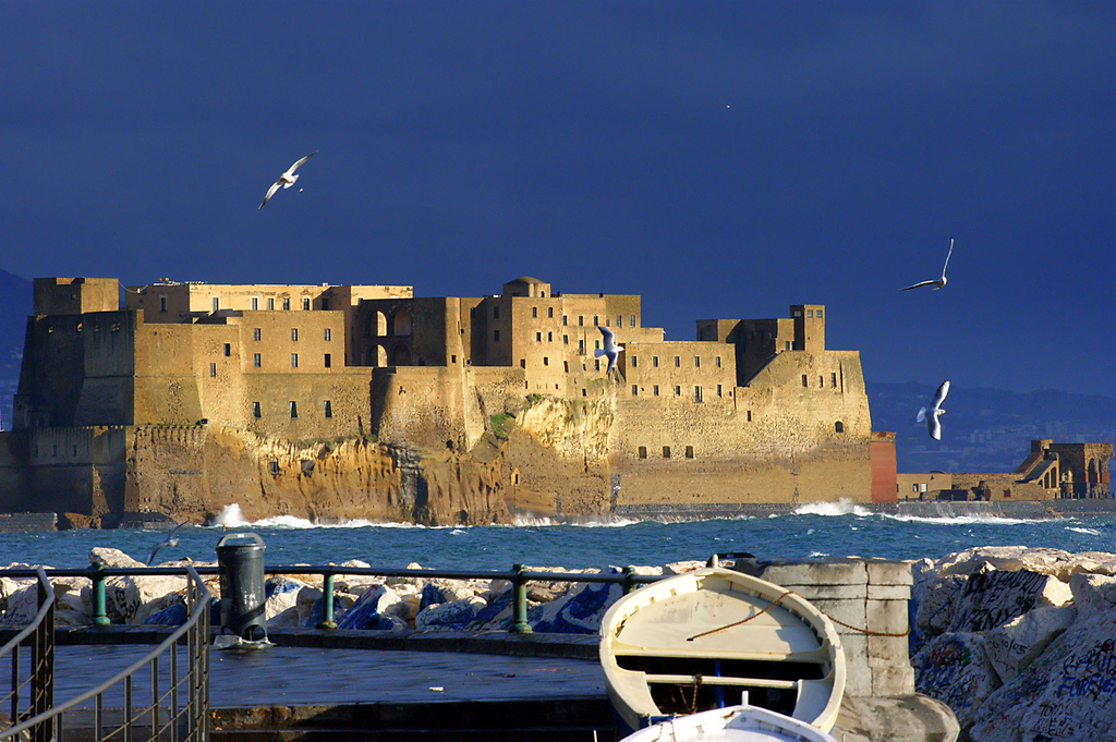 Castel dell'Ovo, Napoli. Immagine di Flickr User Maritè Toledo